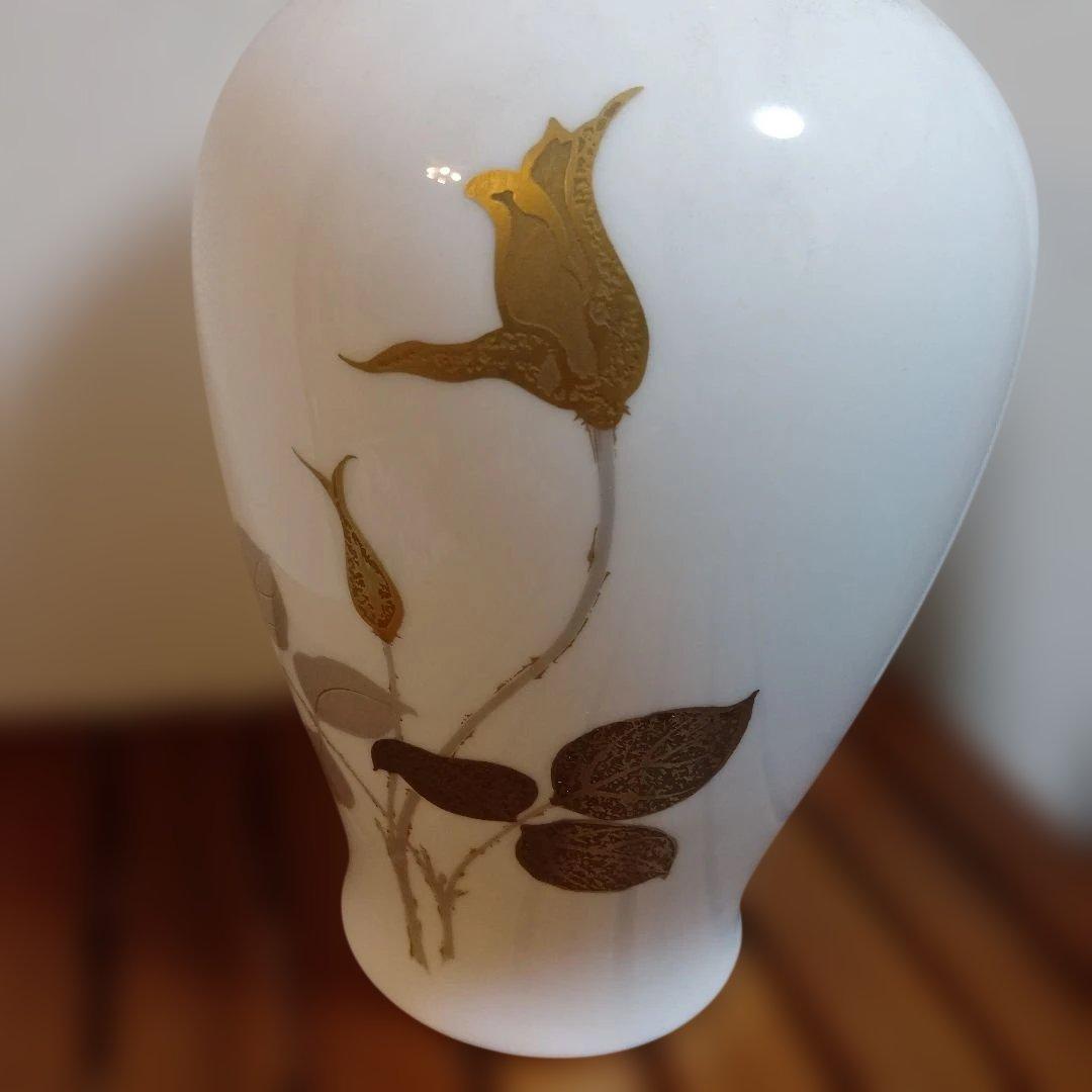 Okura China バラの花瓶　陶磁器