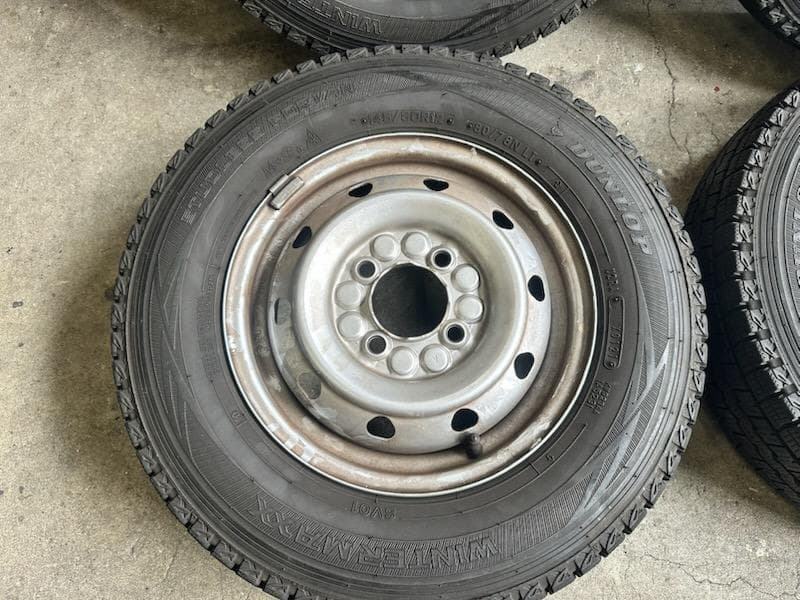 軽トラック、軽ワンボックス用　145/80Ｒ12　スタッドレス　送料無料