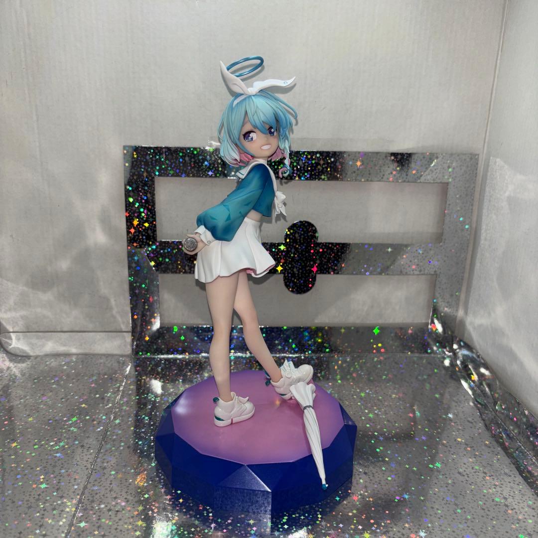 ブルーアーカイブ　アロナフィギュア