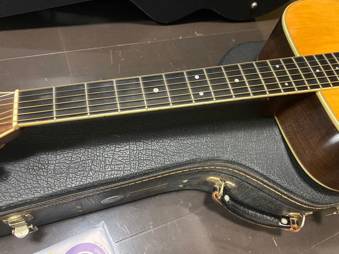 アコースティックギター　s.yairi