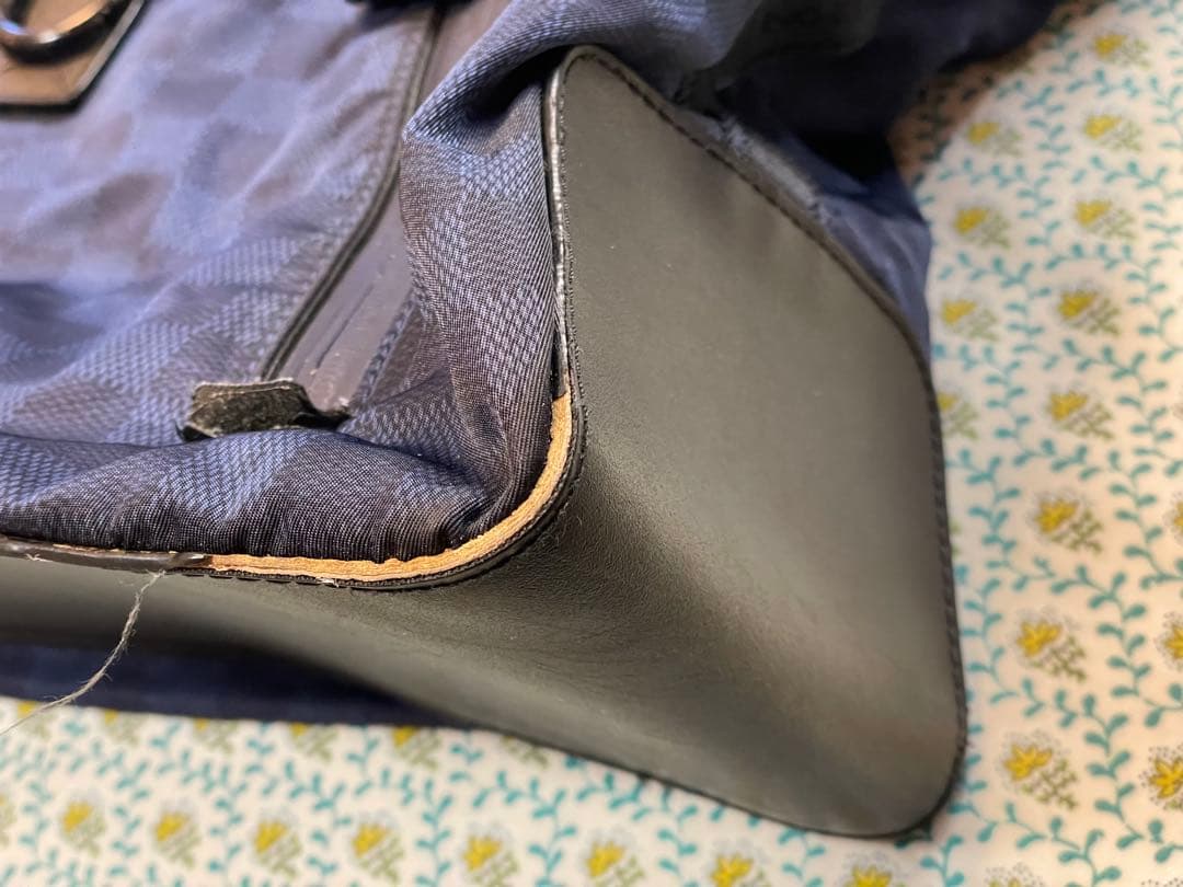 ジ*ニ様 LV ルイヴィトン　ダミエ　チャレンジカップ　ソラーノ ネイビー　N4