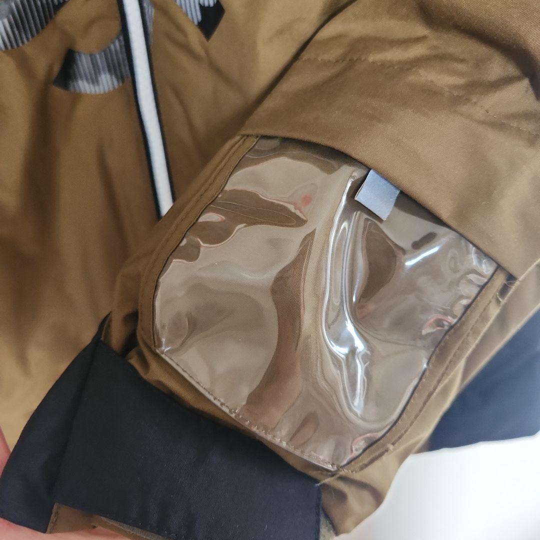 【DESCENTE】キッズ140cm　スキーウェア上下セット