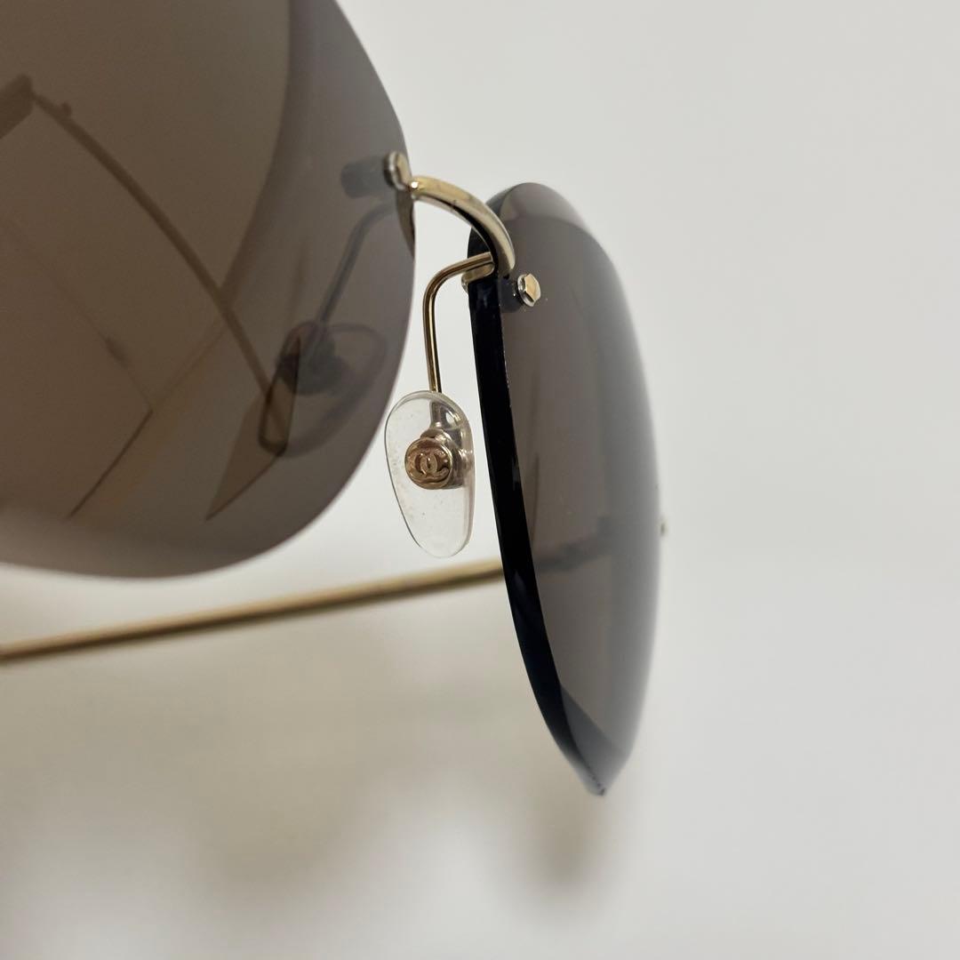 CHANELシャネル　リムレス　サングラス　4220　ケース付き
