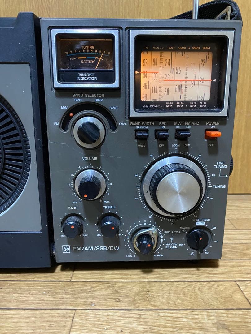 ラジオ・コンポ National Panasonic 6 Band RF-1188