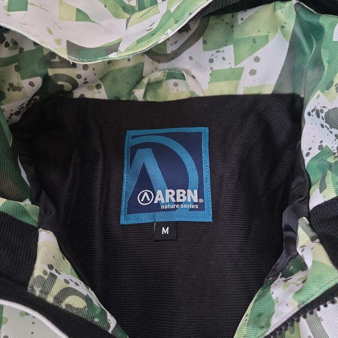 【新品タグ付き】スノーウェア　性別不明