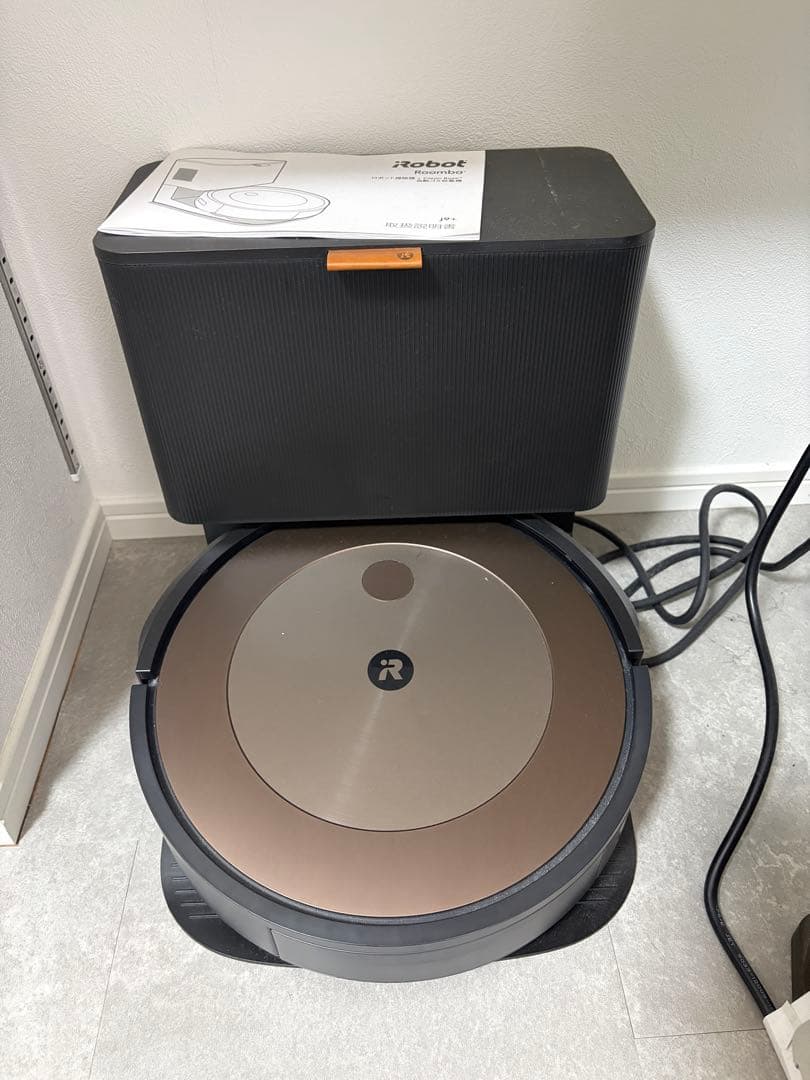 ぱ*ん様 iRobot Roomba j9+ 本体と付属品