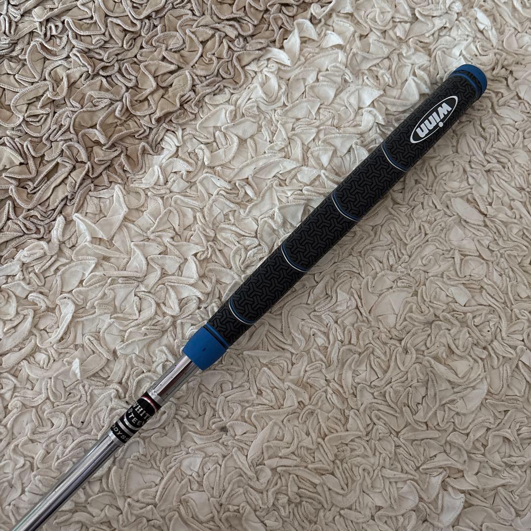 ODYSSEY 2-ball パター（右きき）カバー付き