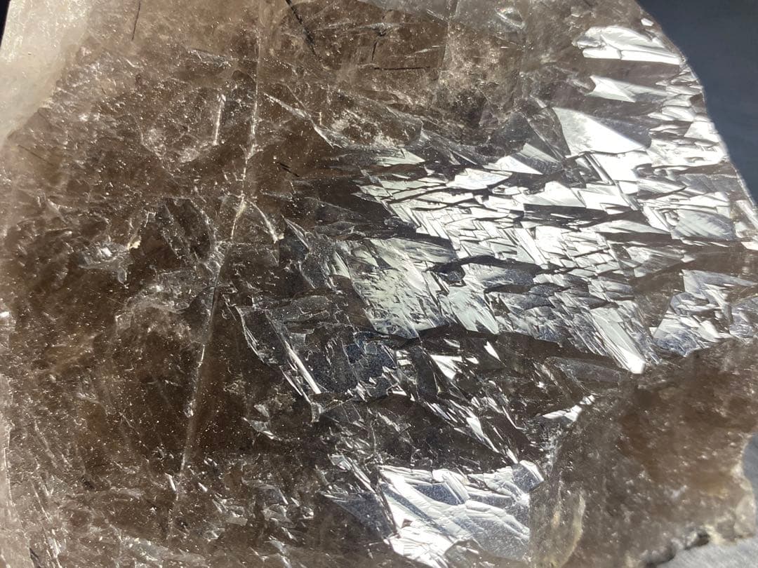 ザギ水晶　ザギマウンテンクォーツ 1194 g