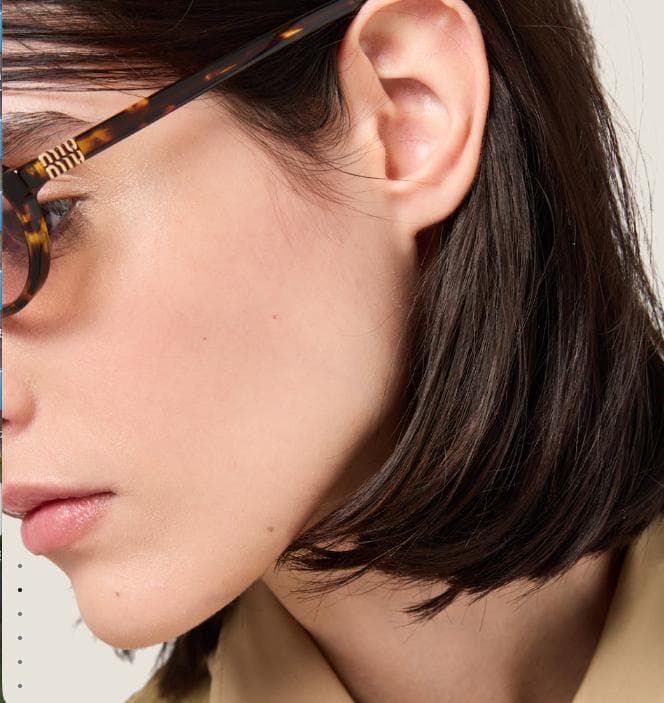 miumiu リガード サングラス ピンク 公式オンライン巾着付き（美品）