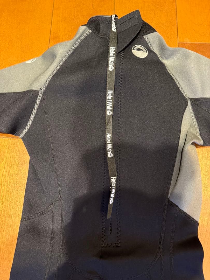 Hele i Waho ウェットスーツ 新品メンズ Lサイズ フルスーツ　3ミリ