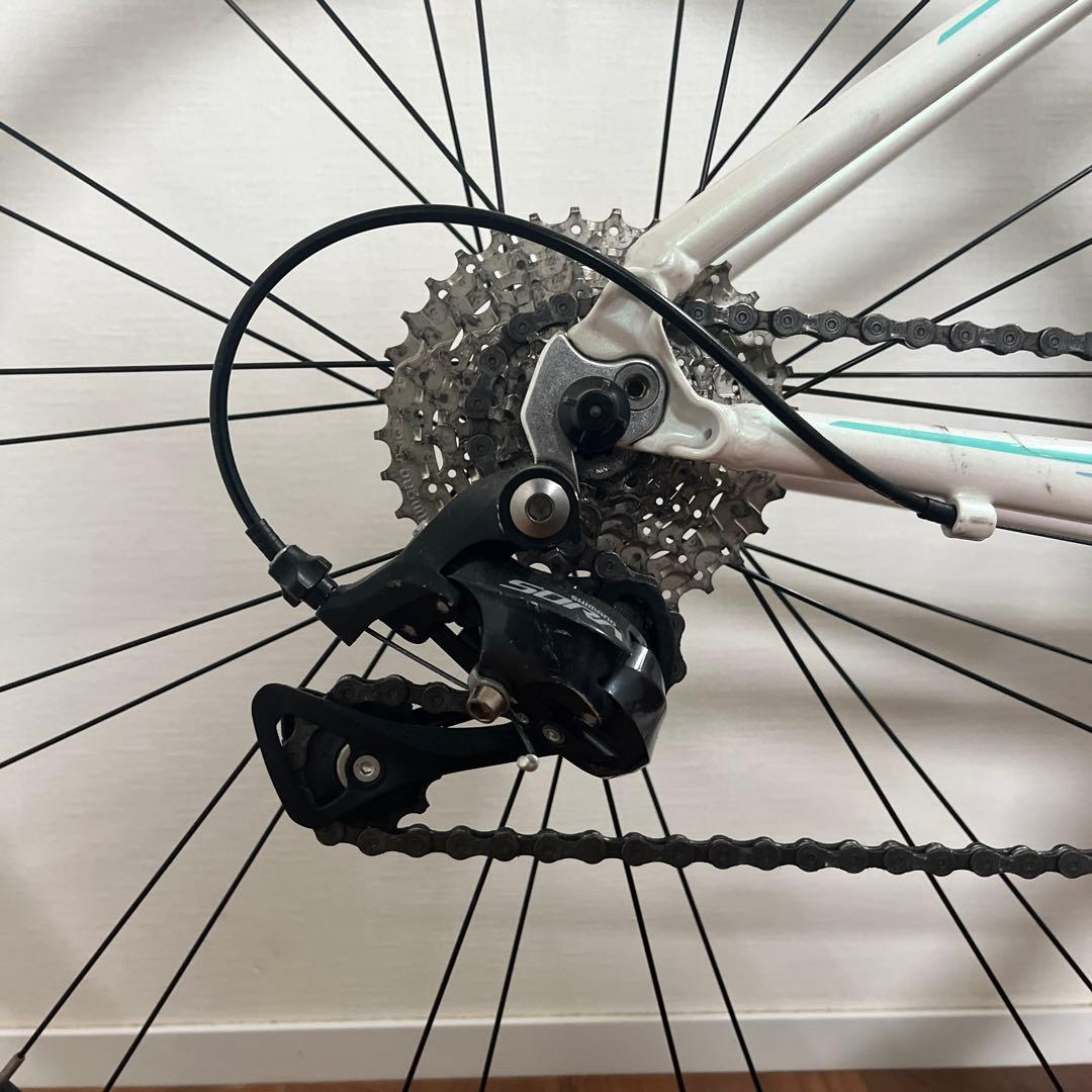 送料無料　ロードバイク　ビアンキ　BIANCHI サイズ41 ホワイト