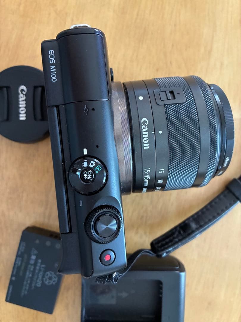 Canon EOSm100 ジャンク品