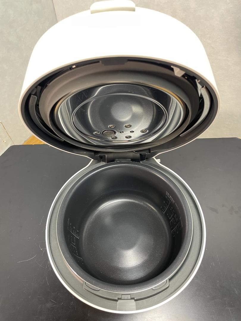 Y☆471 パナソニック 圧力IH炊飯ジャー SR-R10A　美品！