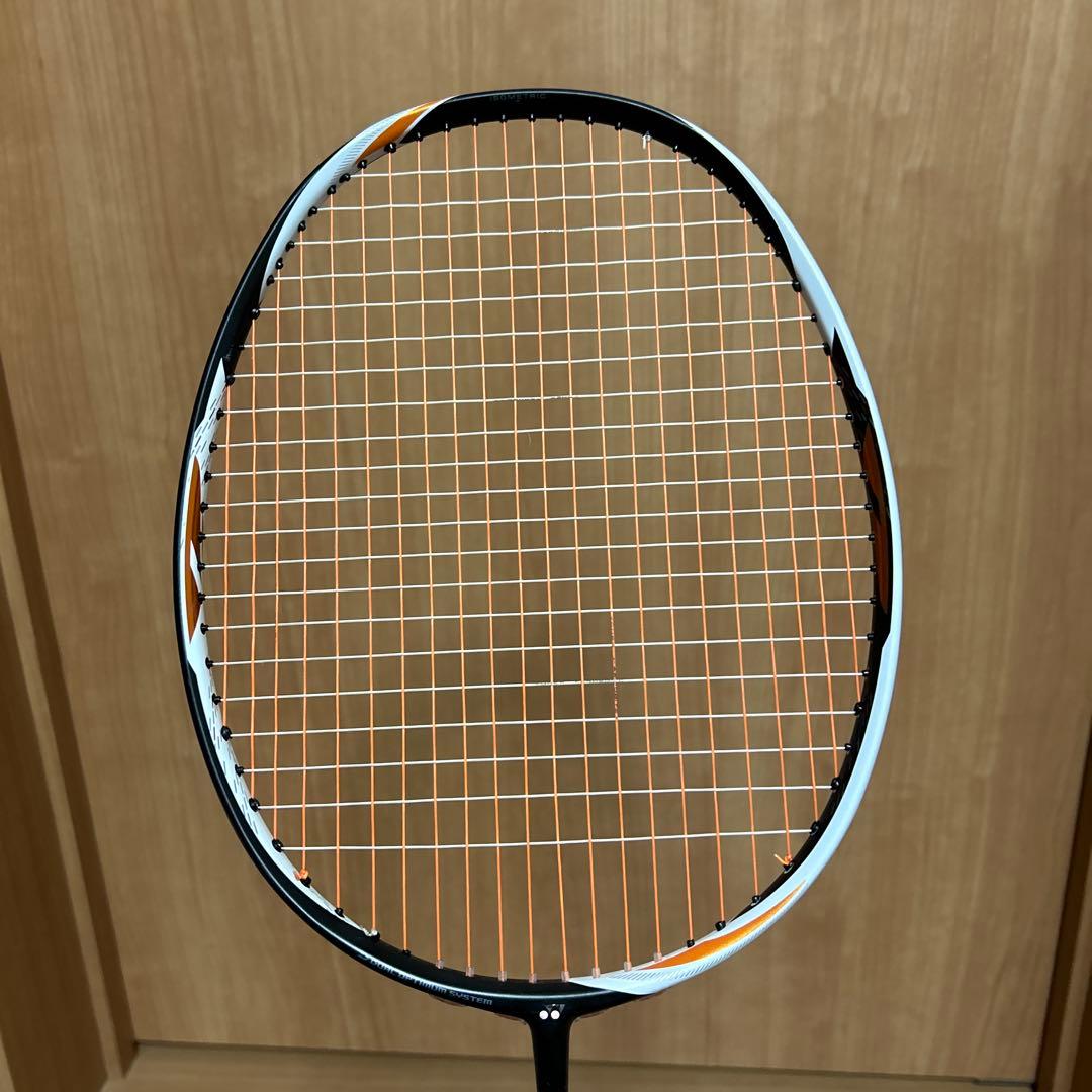 ヨネックス　デュオラZストライク