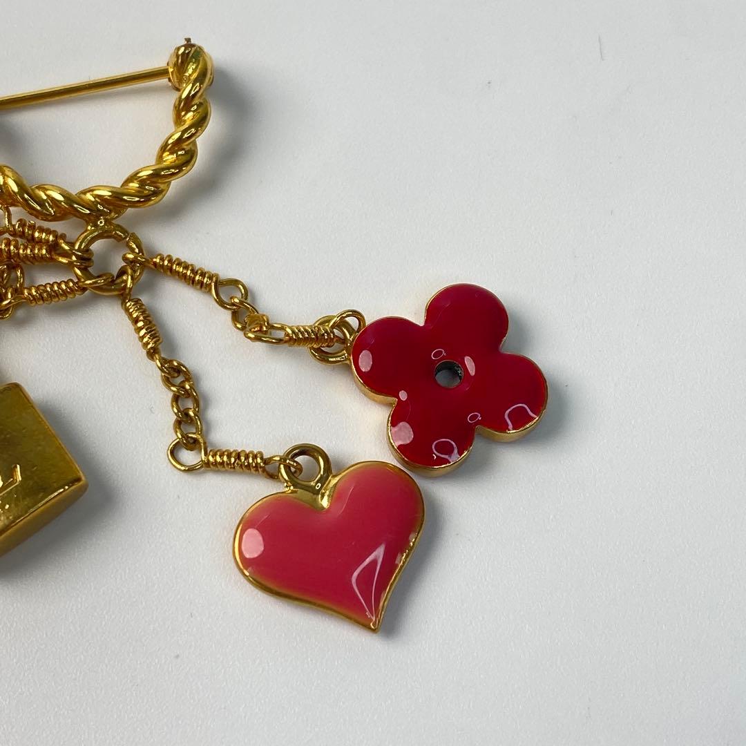 ルイヴィトン チャーム　ブローチ　ブロッシュ・スイート・モノグラム M65393