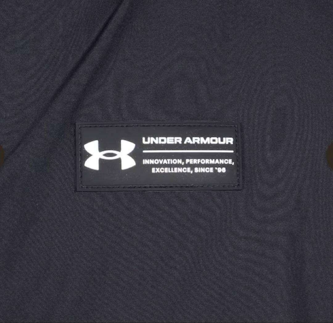 【新品、未使用品】Under Armour ブラック ベンチコート160
