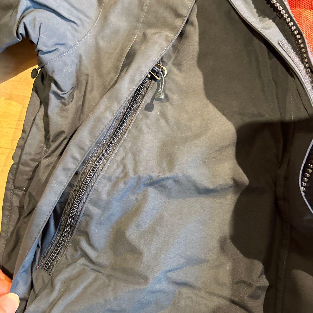 THE NORTH FACE ネイビーx レッド ジャケット 白ニット帽セット