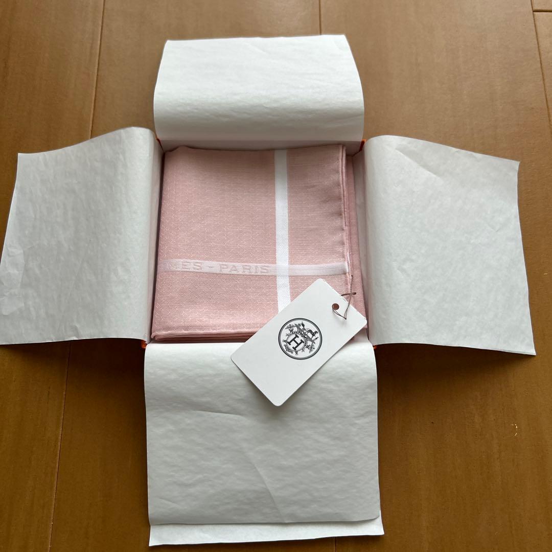 新品未使用(タグ付き)HERMES ピンク ストライプ ハンカチ