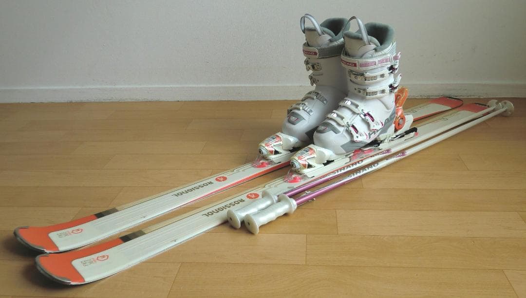 ■■送料無料■ロシニョール■女性用スキーフルセット■板156靴25-25.5■■