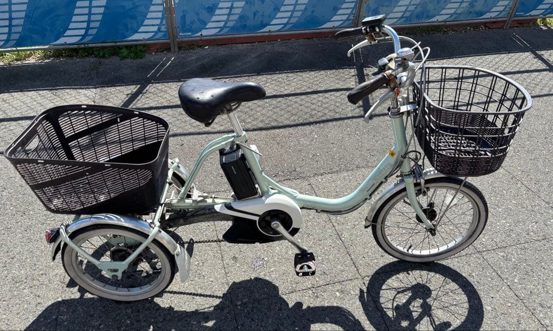 【引き取り限定.藤沢市】ブリヂストン　電動アシスト三輪自転車 アシスタワゴン