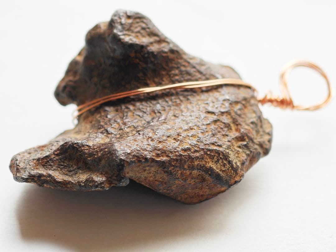 ゲベルカミル隕石ペンダント