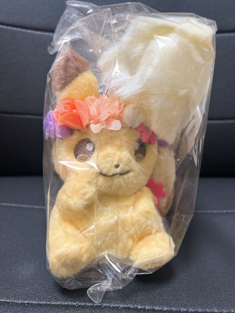 【希少】ポケモンセンター限定ピカチュウ　イーブイ　イースター　チャーム付きぬい