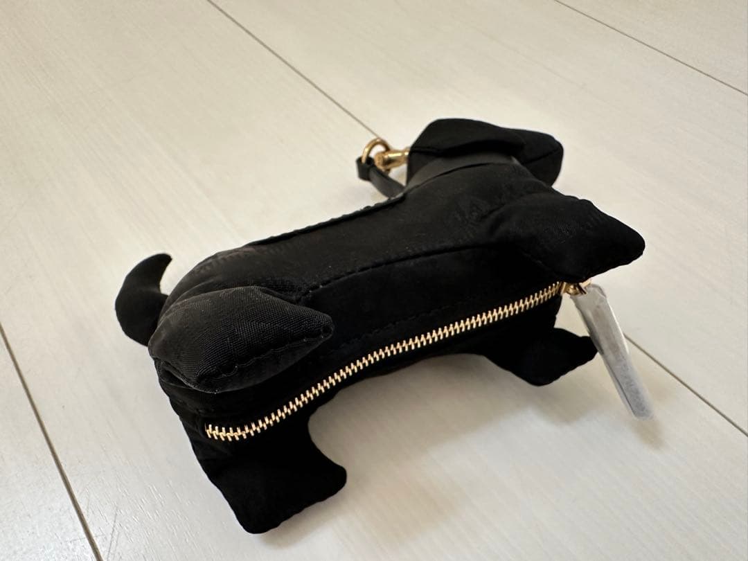 Anya Hindmarch アニヤハインドマーチ チャーム　プーバッグ