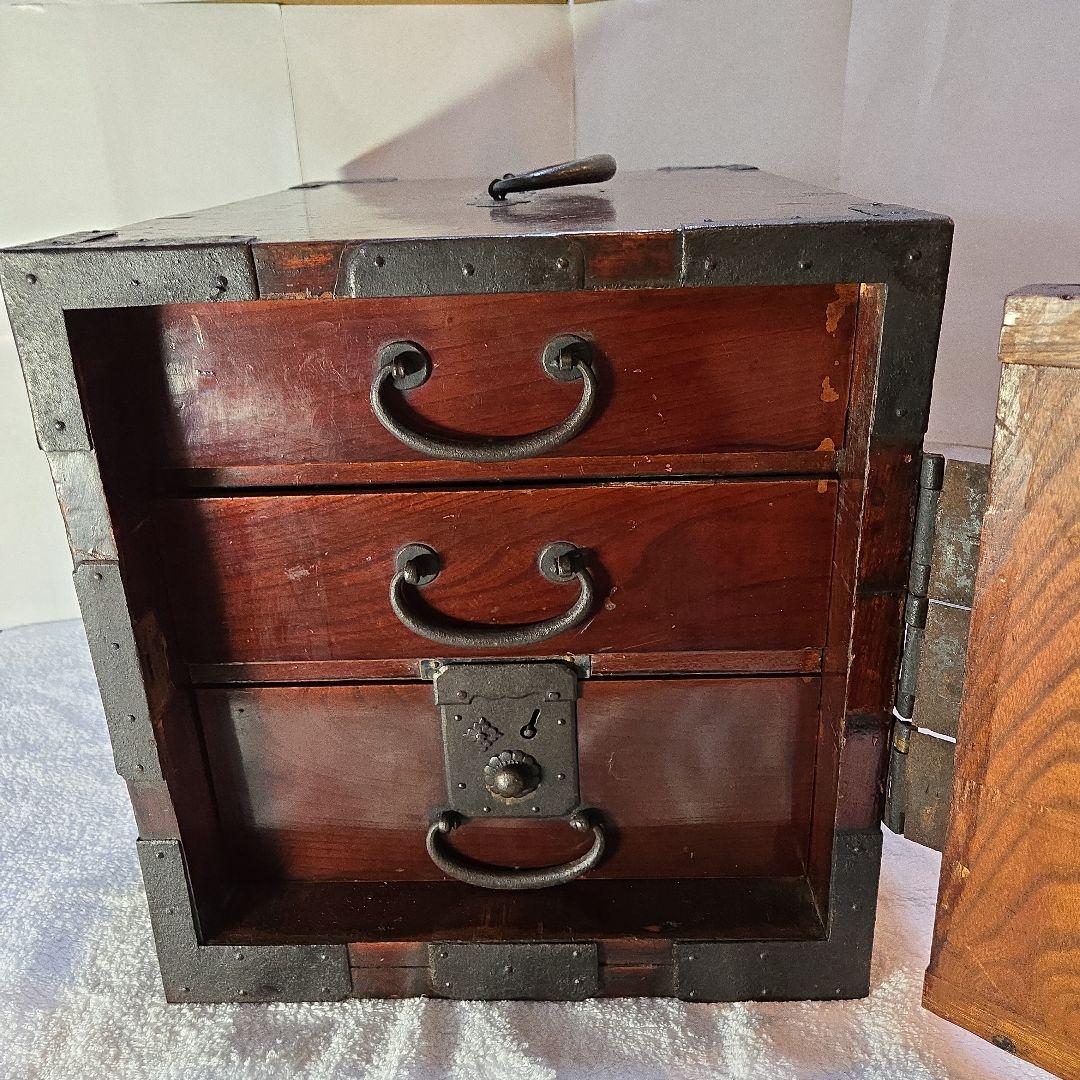 酒田地方　欅　船箪笥　鍵付　時代箪笥　古民具　銭函　銭箱　千両箱　舟箪笥　船金庫
