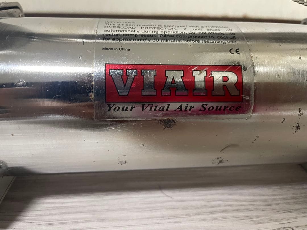 ‼️値下げ対応致します‼️ユニバーサルエアー エアサスキット