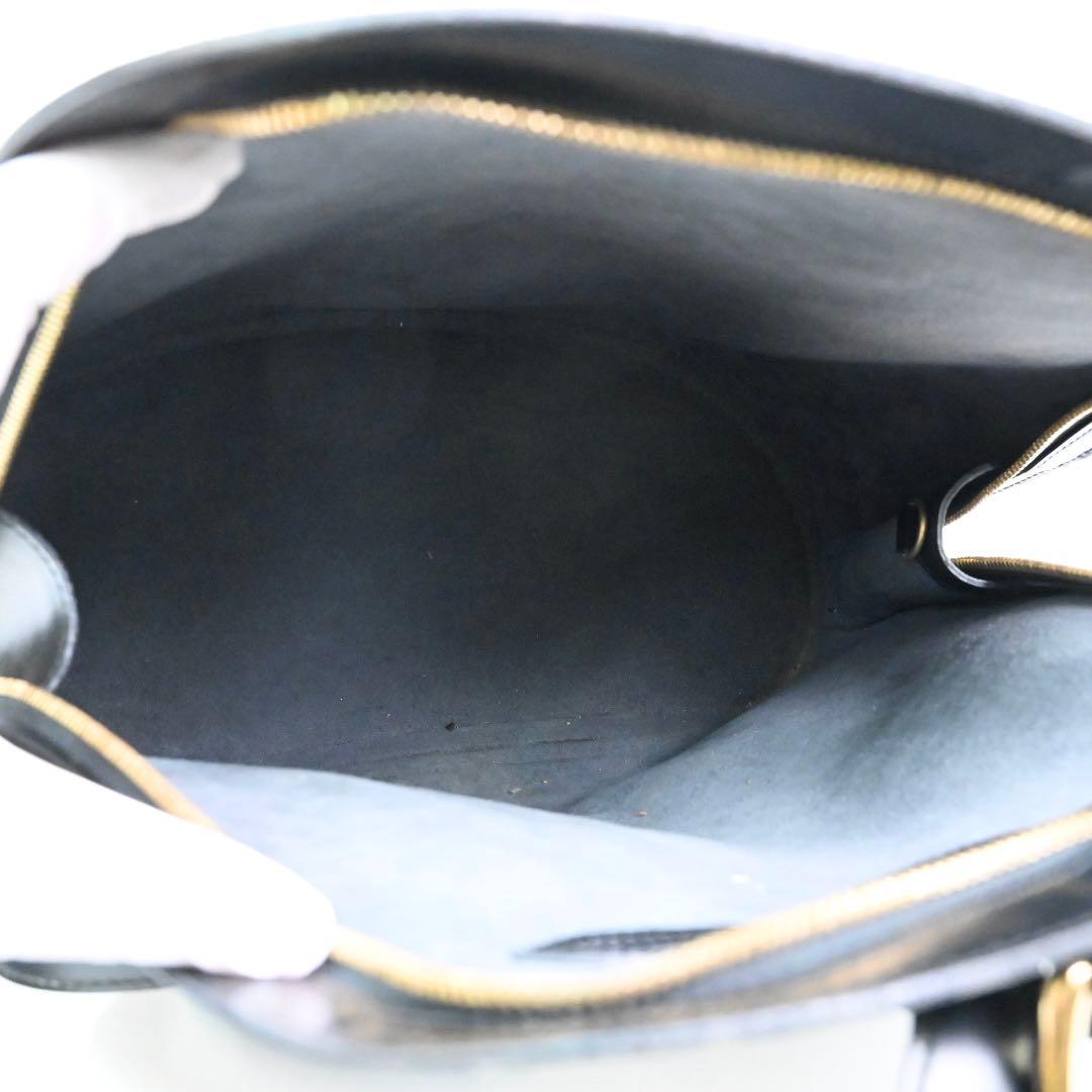【極美品】ルイヴィトン　エピ　リュックサック　ブラック　黒　レザー　トートバッグ