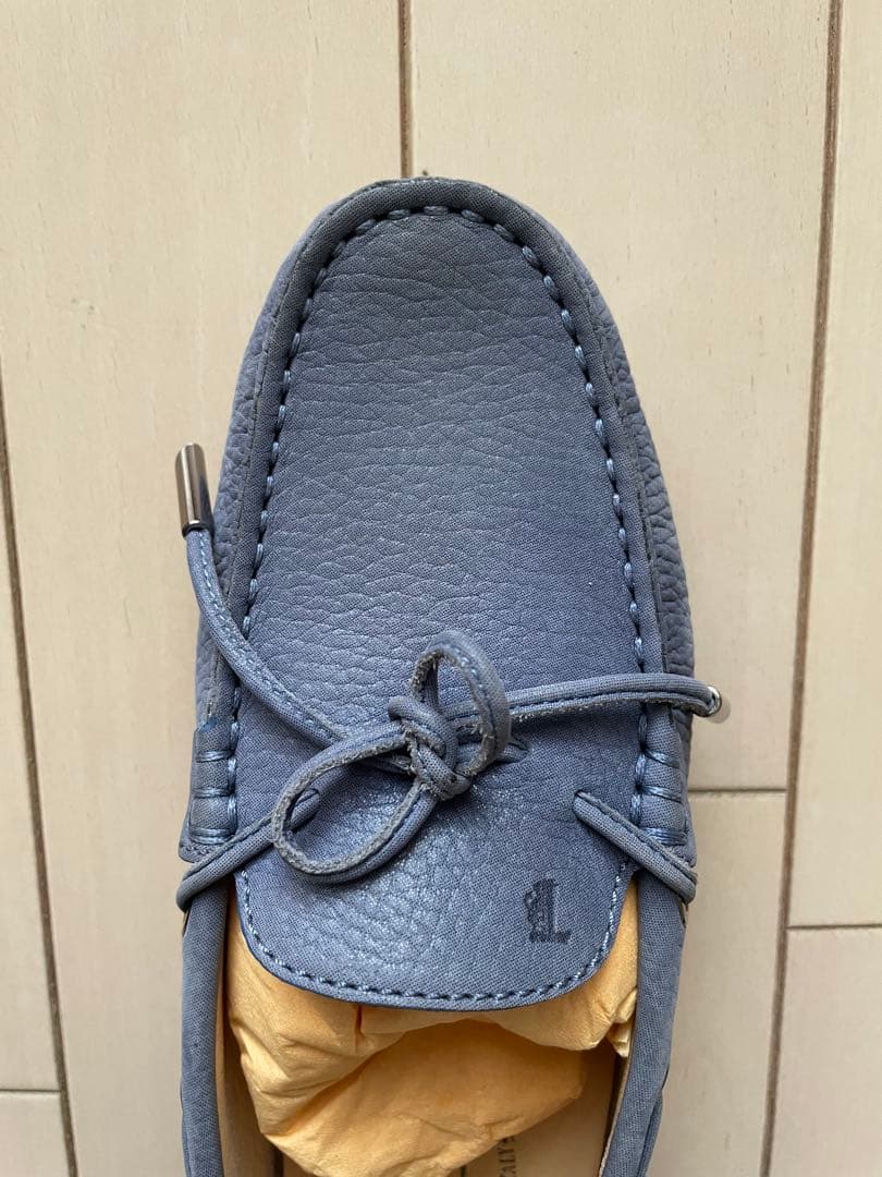 たぶちゃん　TOD'S ブルーレザー ローファー