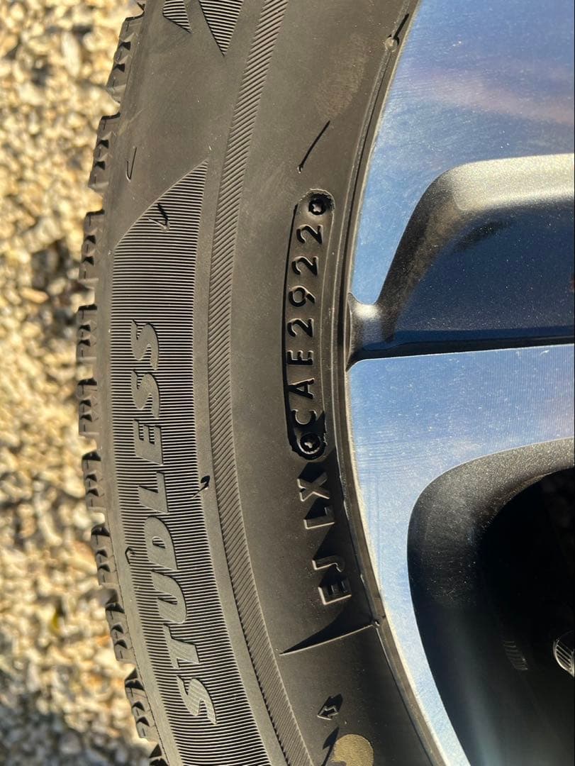 【やす】Hondaフリード純正 15インチ スタッドレス4本セット