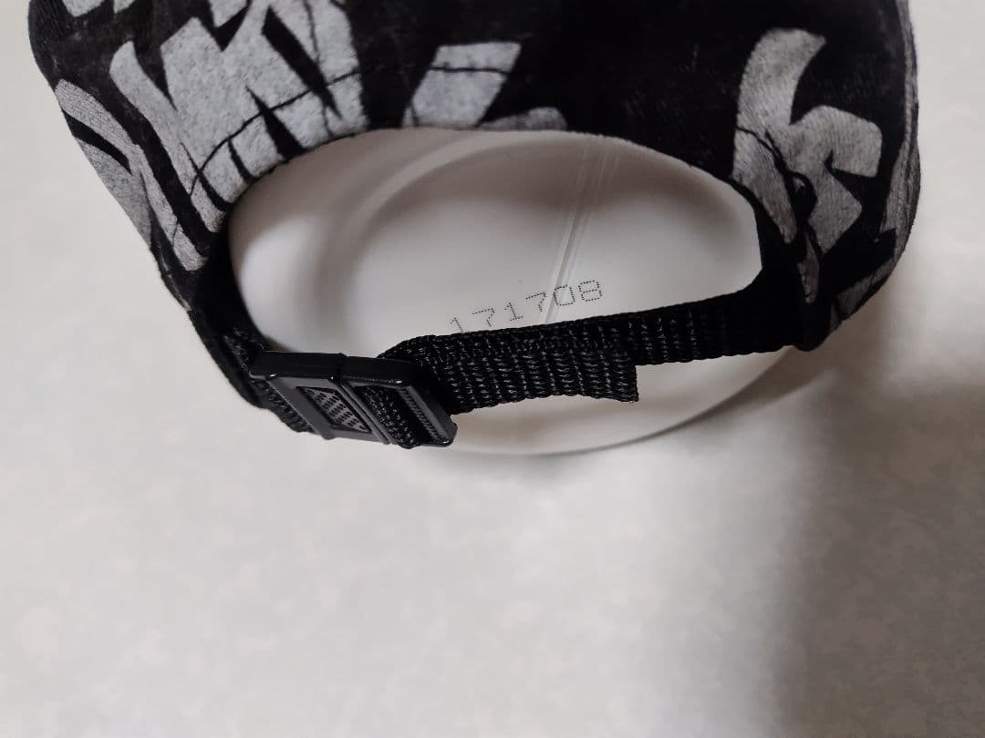 Supreme のGraffiti Camp Cap