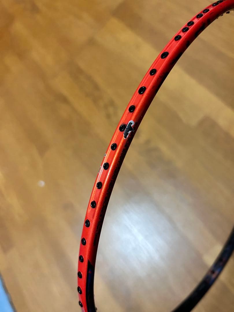 ASTROX 77 PRO バドミントンラケット 4UG6