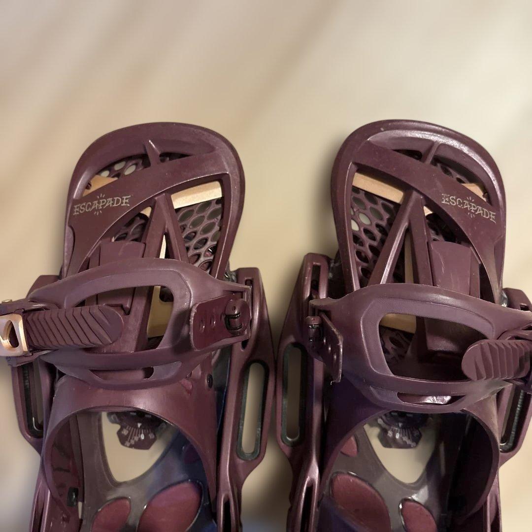 BURTON ESCAPADE 2018-19モデル レディース Mサイズ