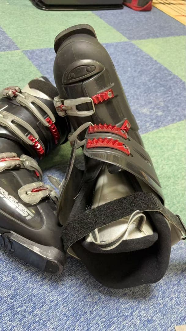 ROSSIGNOL スキーブーツ