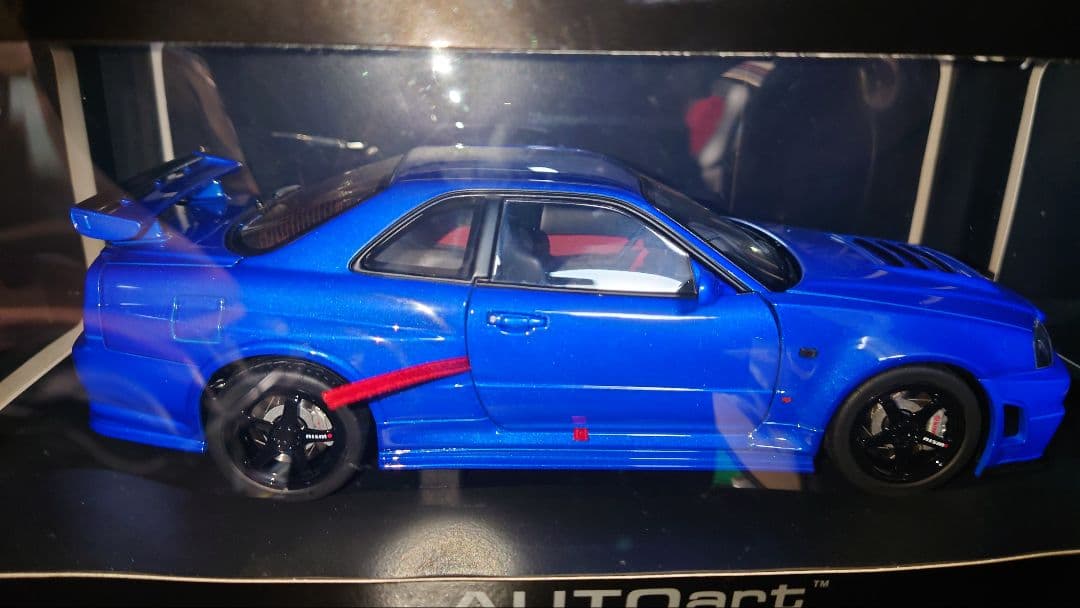 ミニカー 1/18 autoart NISSAN SKYLINE r34 GT-R