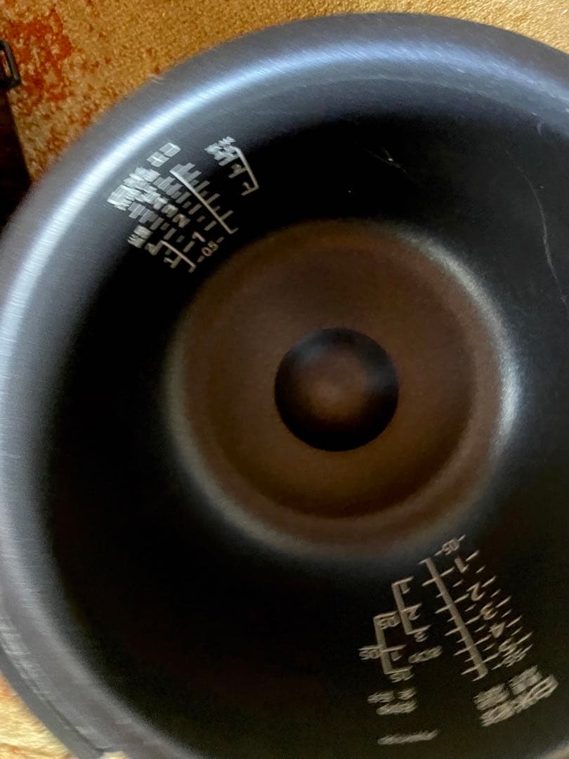 TIGER IH炊飯器 無洗米対応 予約機能付き　JPW-H100 剛火IH