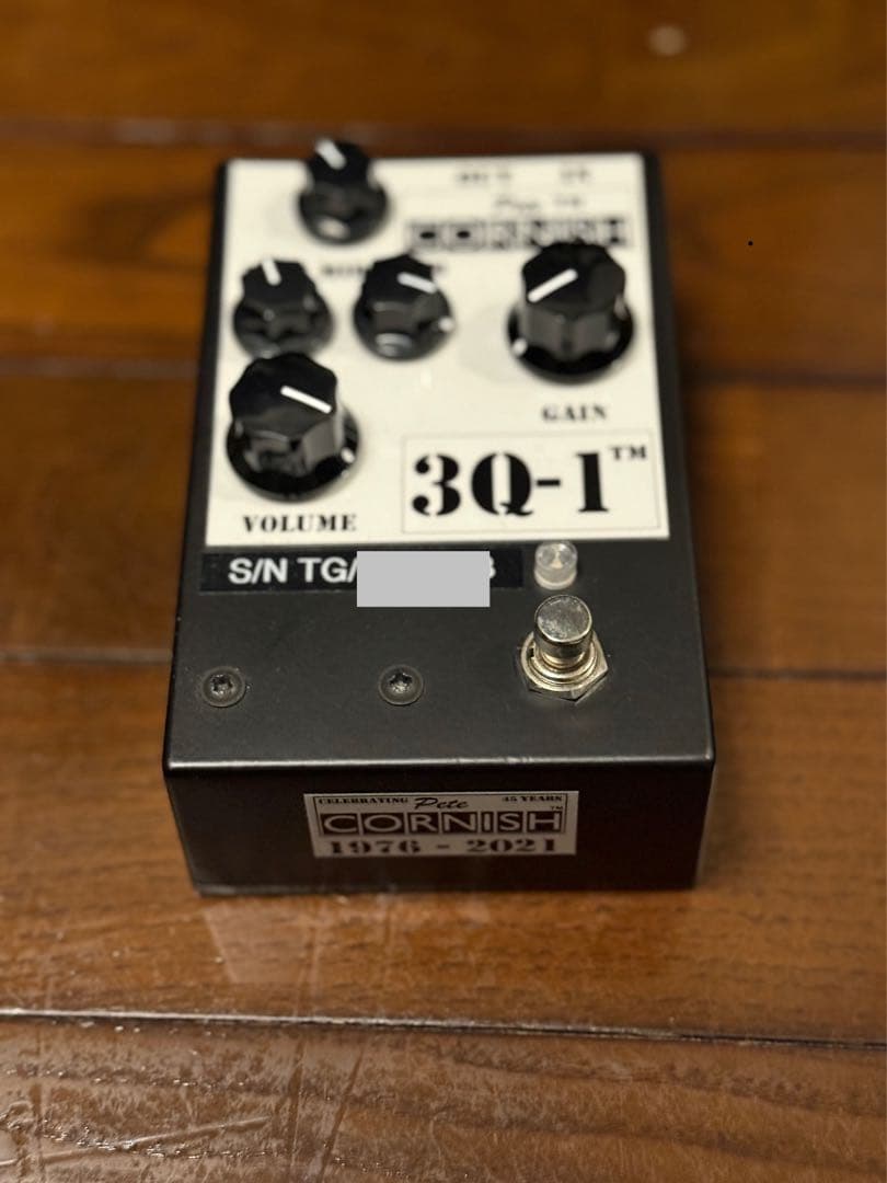 ギター Pete Cornish 3Q-1 3 band active EQ