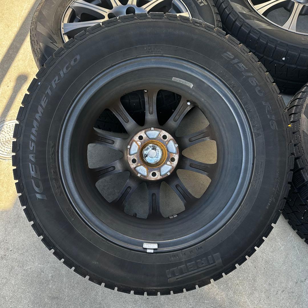 スタッドレスタイヤとアルミホイールセット ZELERNA 215/60 R16