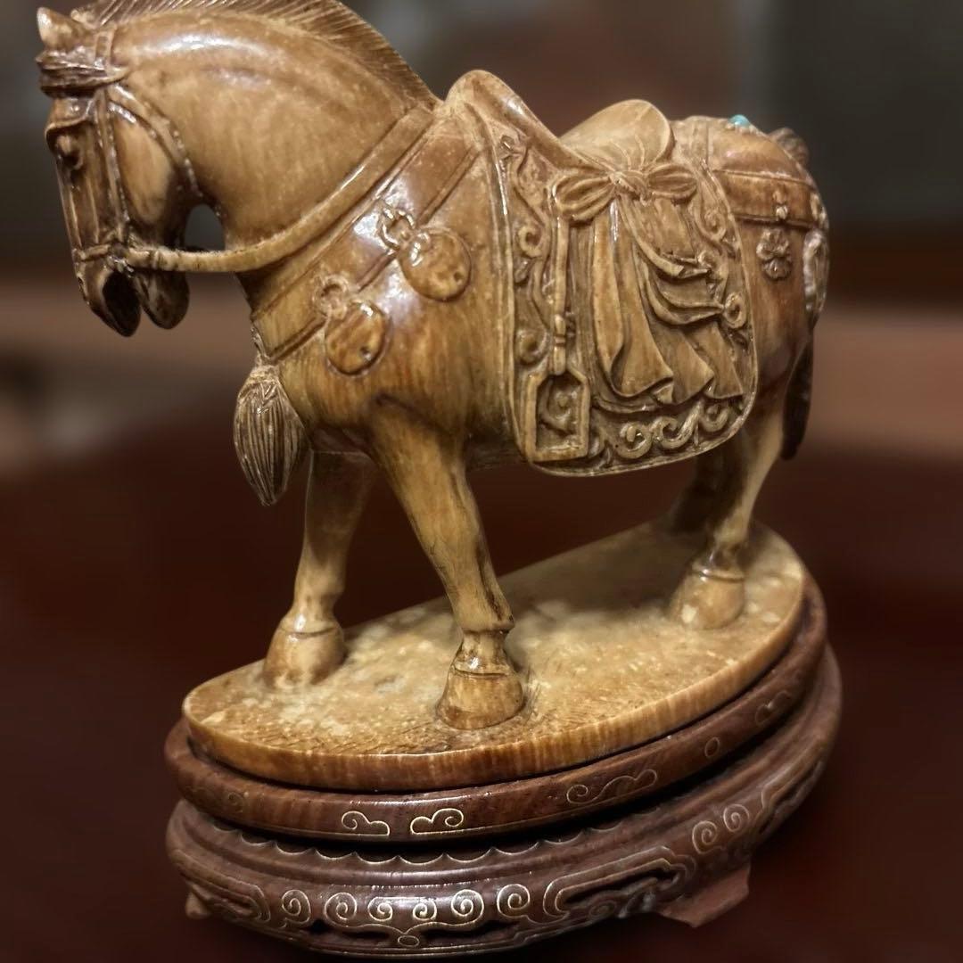 時間限定値下げ　象牙調　馬の置物　アンティーク　レア　骨董