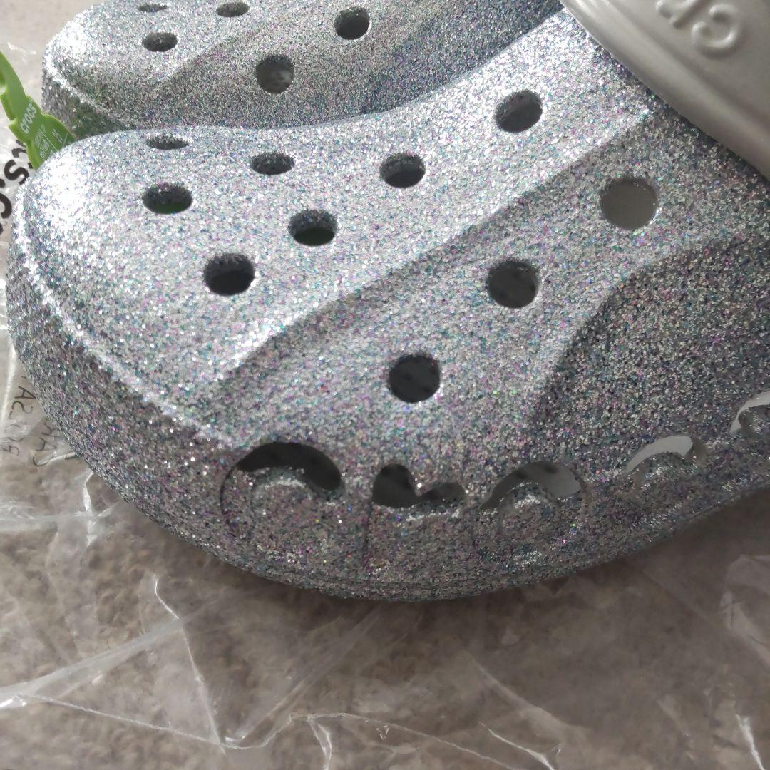 クロックス　サンダル　新品　グリッター　シルバー　25センチ　限定　レア