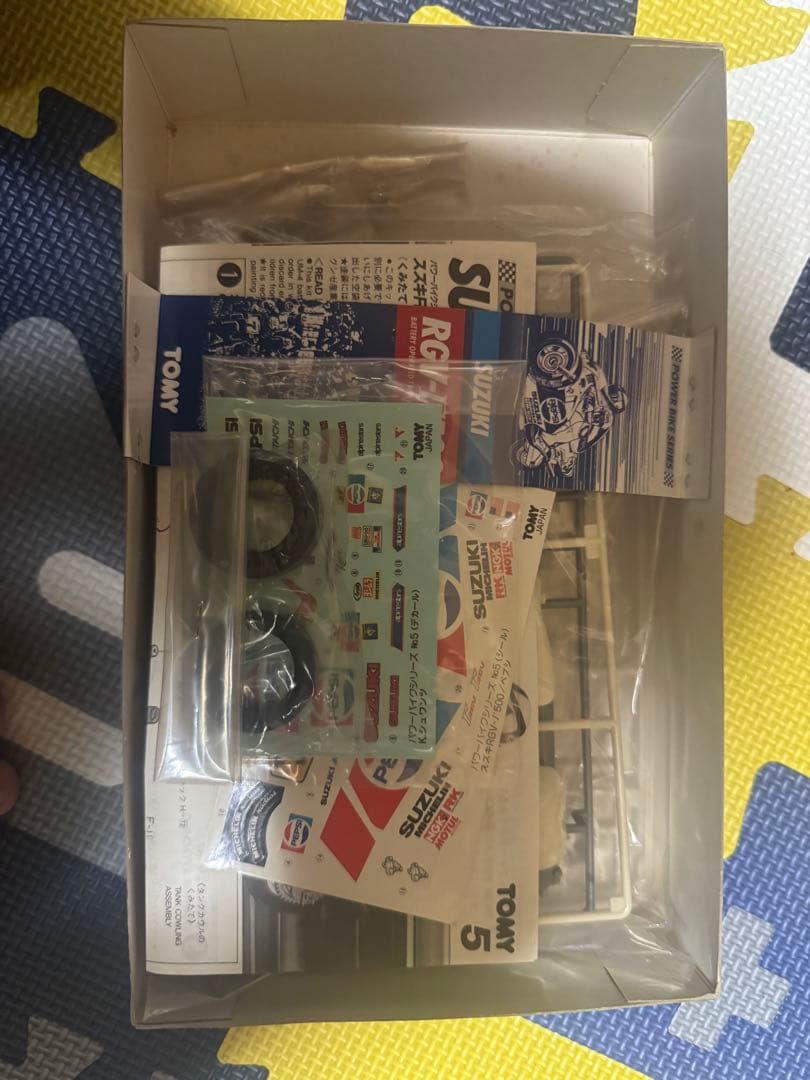 TOMY SUZUKI RGV-500 ケビンシュワンツ