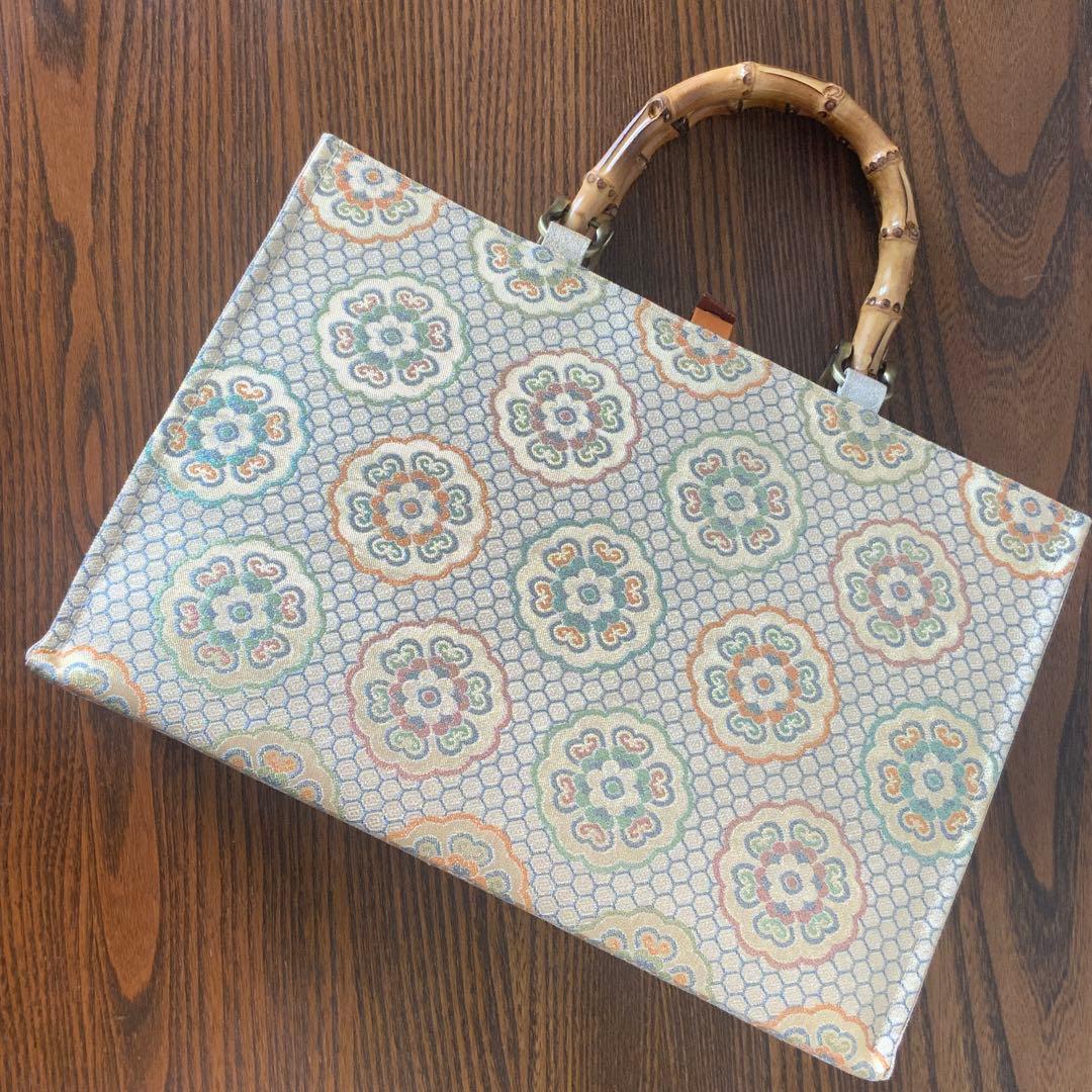 袋帯　きらめく吉祥花文　リメイク　バンブーハンドルバッグ　浅型マチ広め