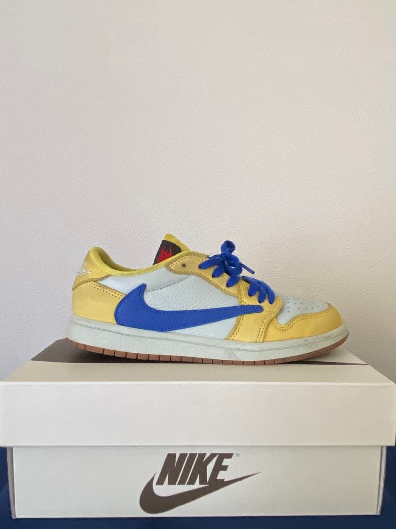 Travis Scott × Nike Air Jordan 1