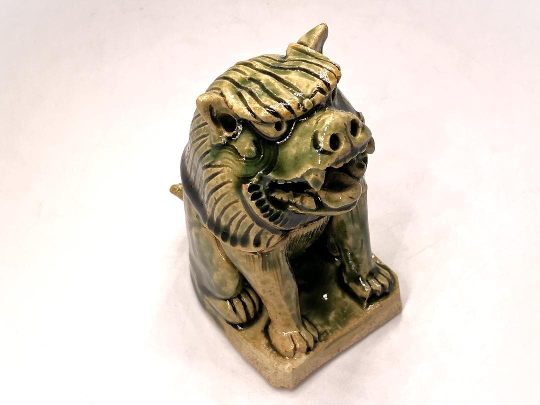 【 織部獅子香炉 】　骨董　漆塗箱付き