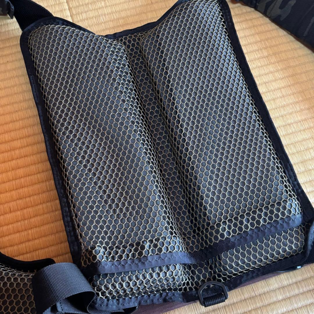 サブロック　V-one モデュラーベスト