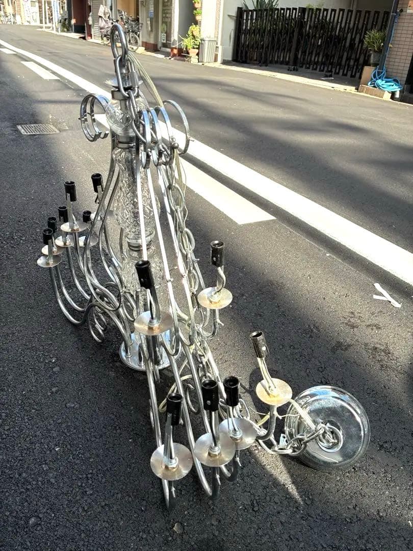 シルバーシャンデリア の骨組み