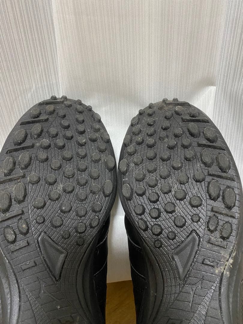 一度着用　ミズノ　モレリアトレシュー27cm