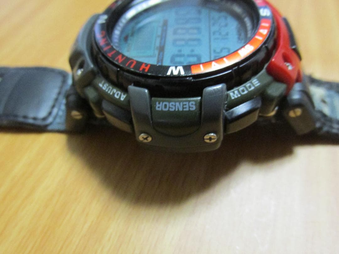 【モッチ88】カシオ プロトレック PRG-40 ハンティングワールド